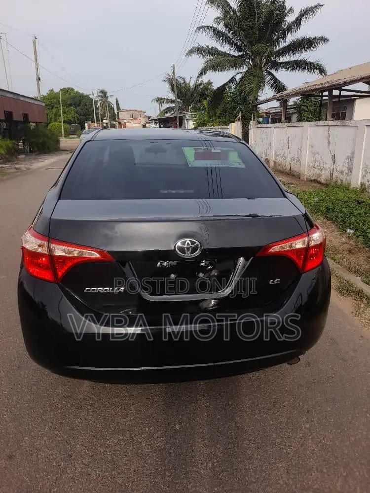 Toyota Corolla LE Eco (1.8L 4cyl 2A) 2019 Black