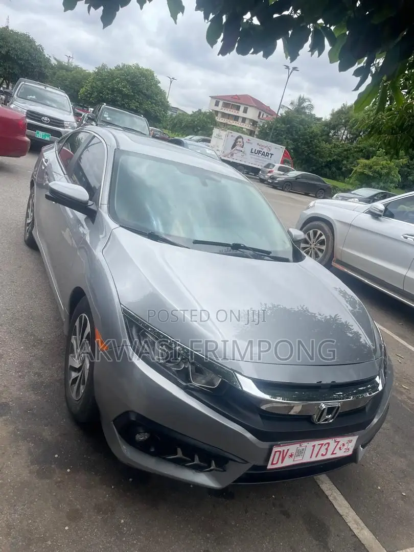 Honda Civic LX 4dr Sedan (2.0L 4cyl) 2016 Silver