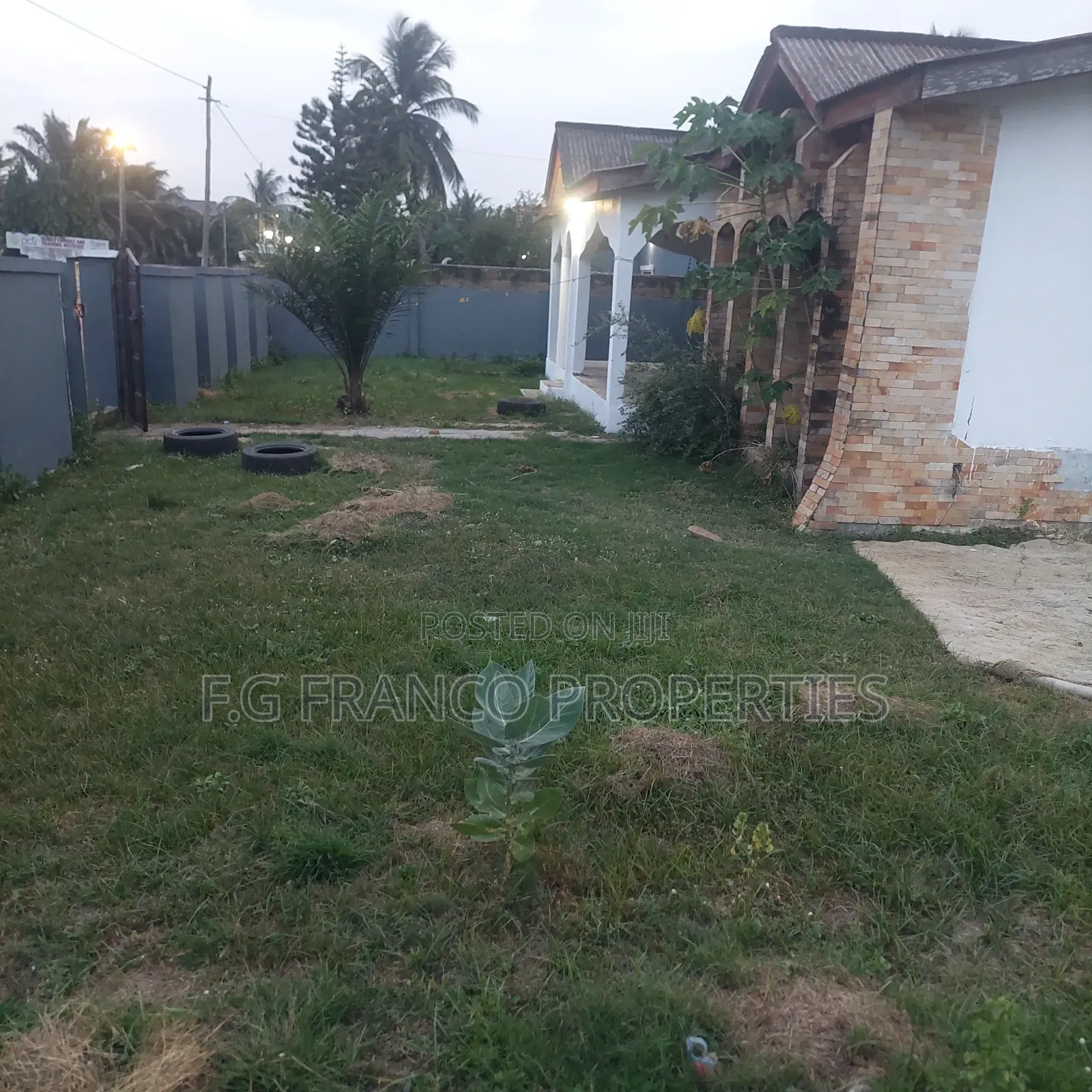 2bdrm House in Kg Franco Properties, Spintex for sale