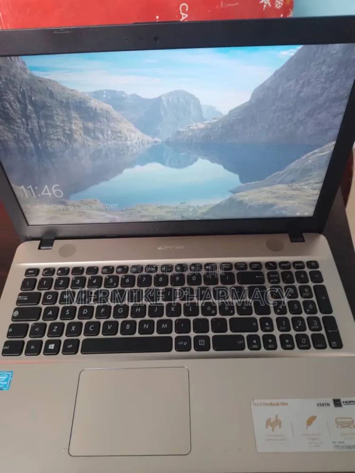 Laptop Asus VivoBook 15 X540NA 4GB Intel Core i3 HDD+SSD 256GB