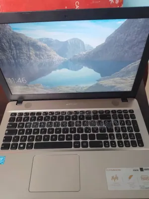 Laptop Asus VivoBook 15 X540NA 4GB Intel Core i3 HDD+SSD 256GB