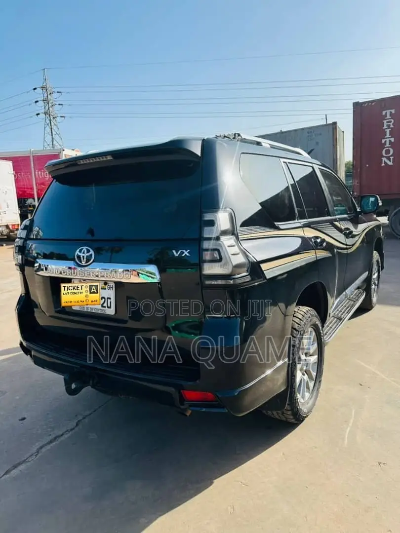 Toyota Land Cruiser Prado 2019 Black