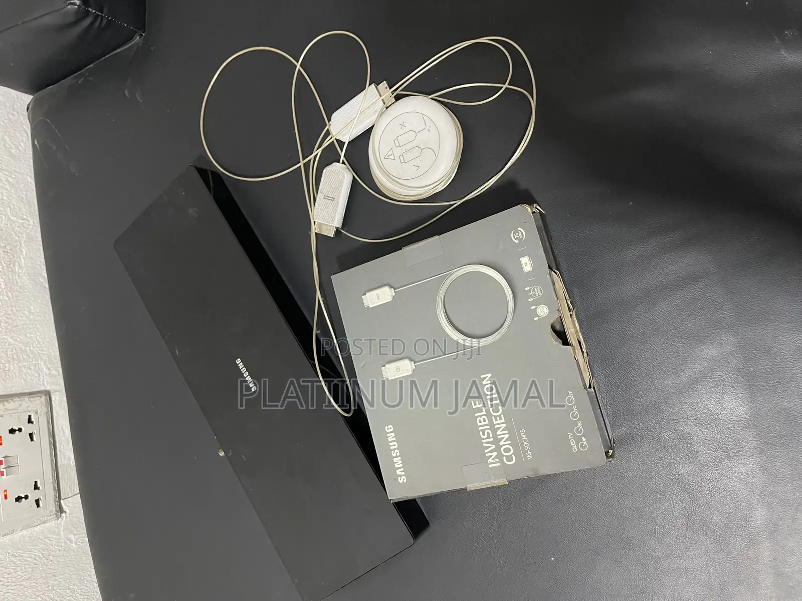 Samsung One Connect Box and Cable