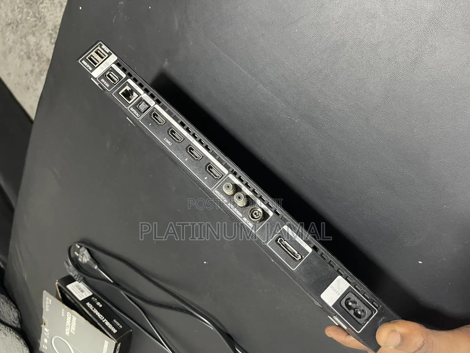 Samsung One Connect Box and Cable