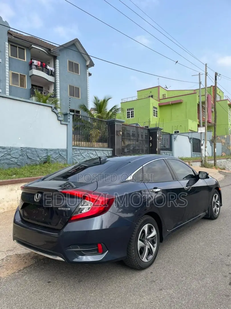 Honda Civic Touring Sedan 2019 Gray