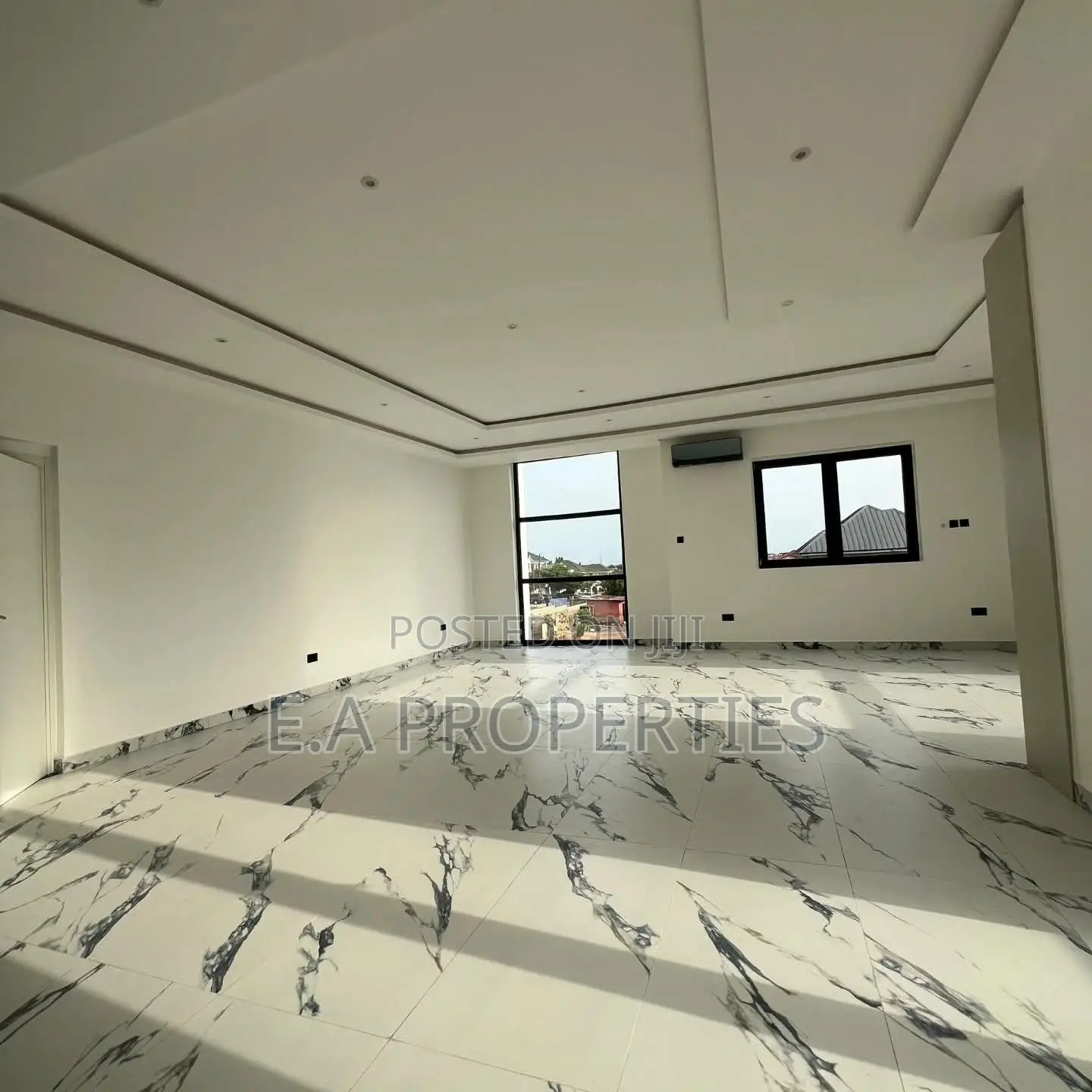 5bdrm House in Ea Properties, American House for sale