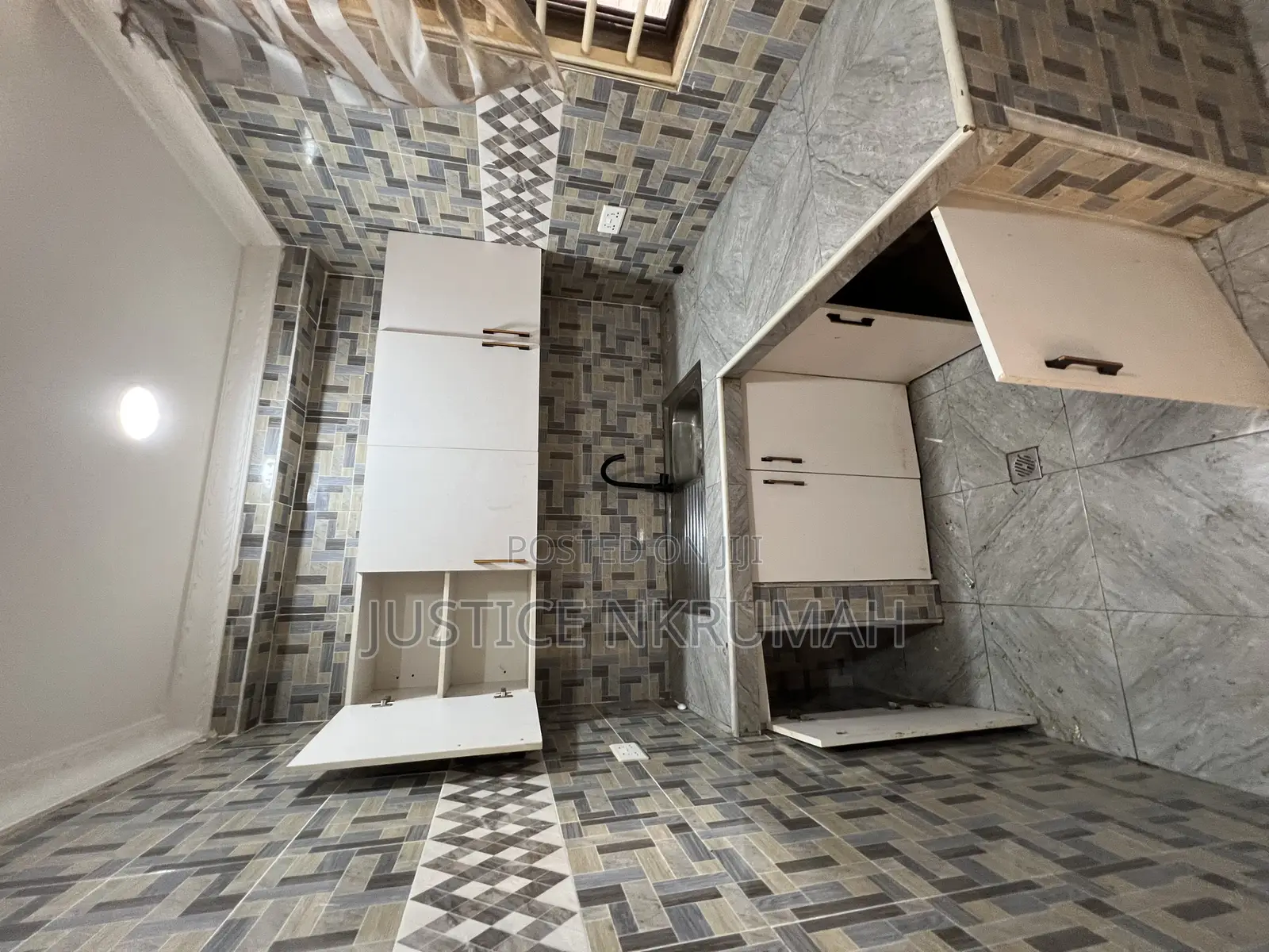 1bdrm Apartment in Mr Justice Estate, Old Barrier for rent