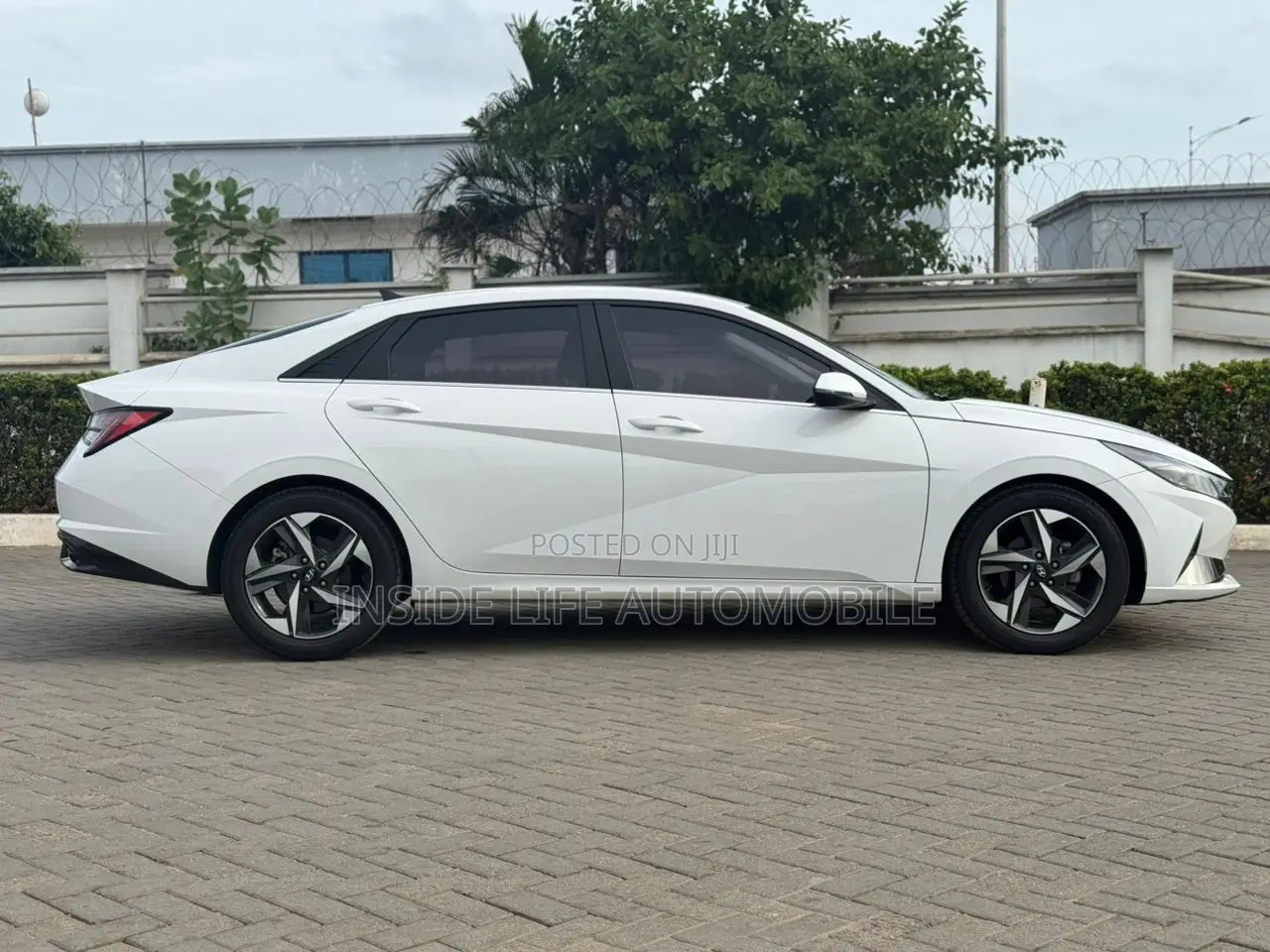 Hyundai Elantra 2023 White