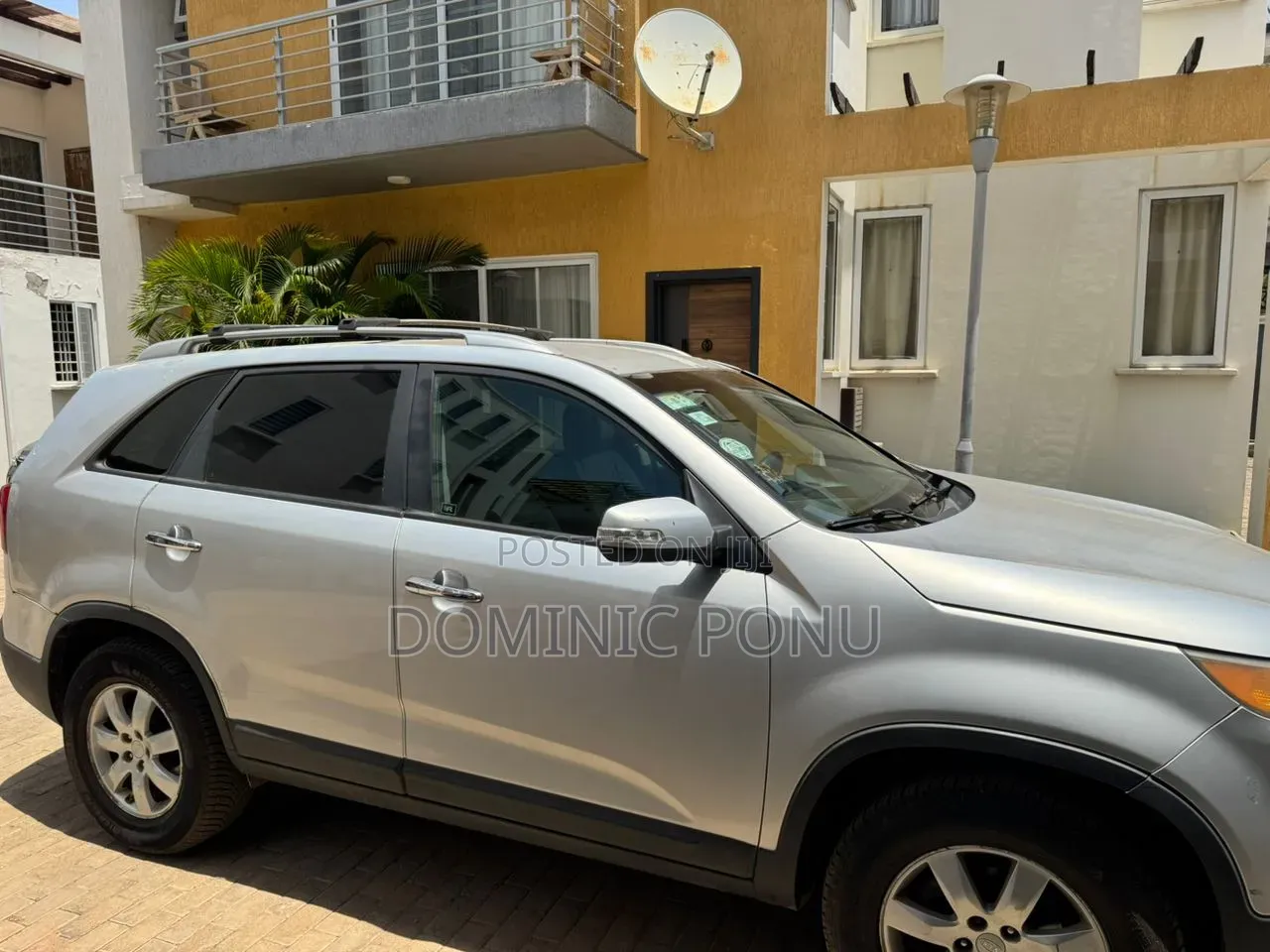 Kia Sorento 2011 Silver