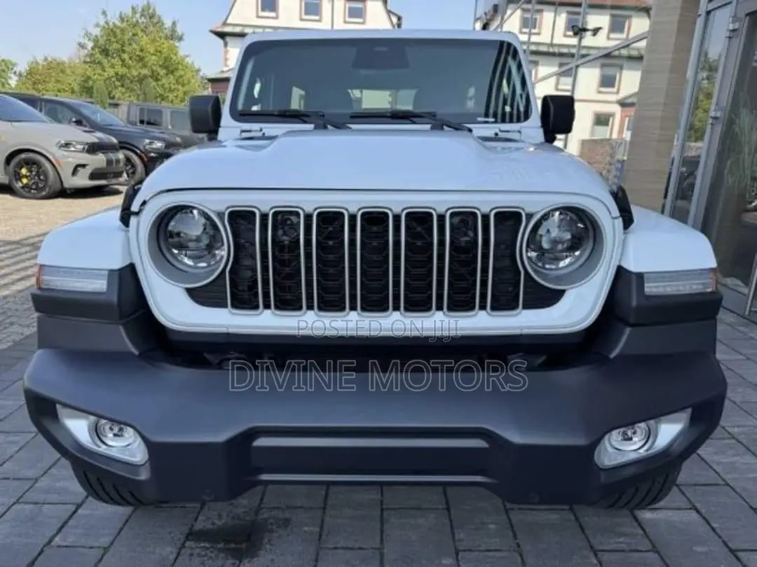 Jeep Wrangler Sahara 4 Door 4x4 2024 White
