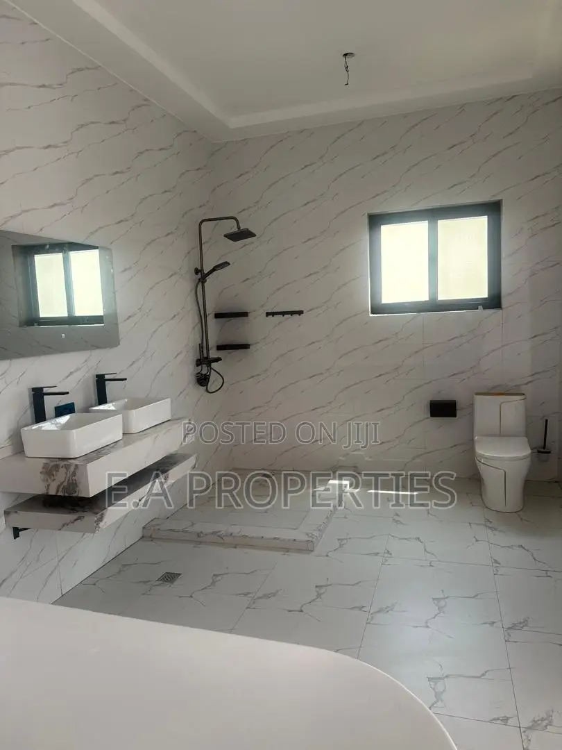 4bdrm House in Ea Properties, Asore Junction for sale