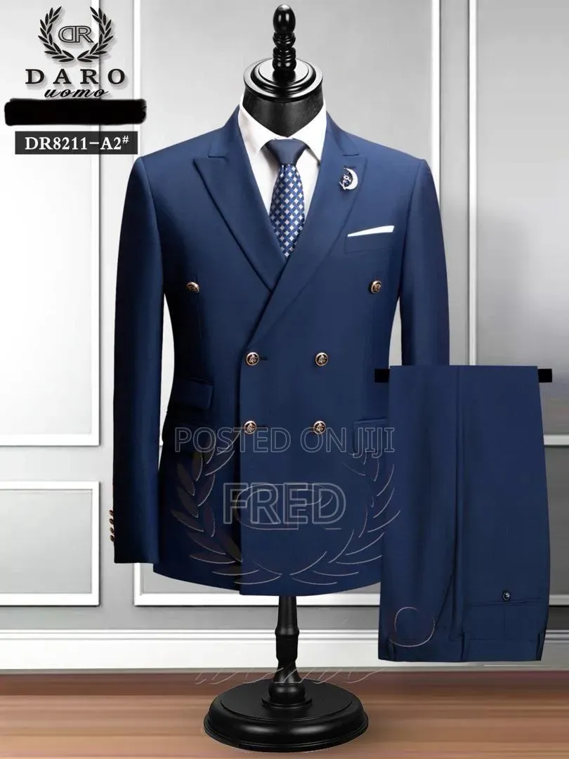Daro Double-Breasted Suit