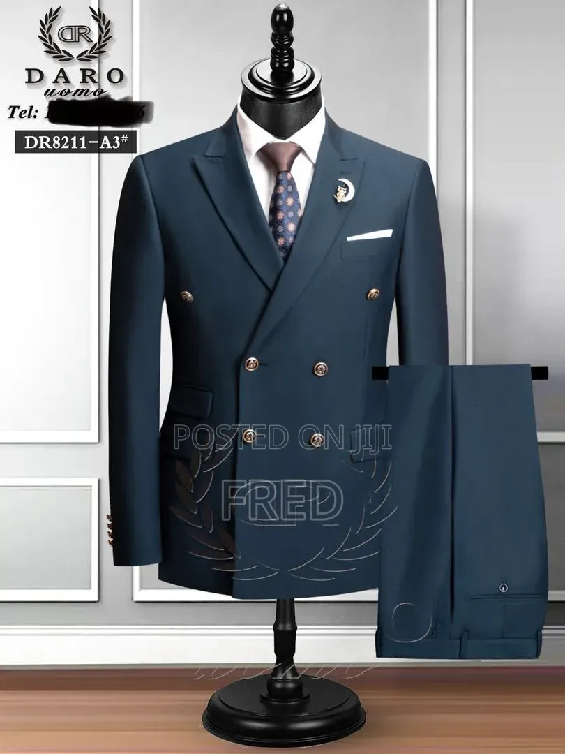 Daro Double-Breasted Suit
