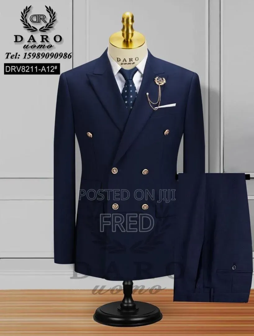Daro Double-Breasted Suit
