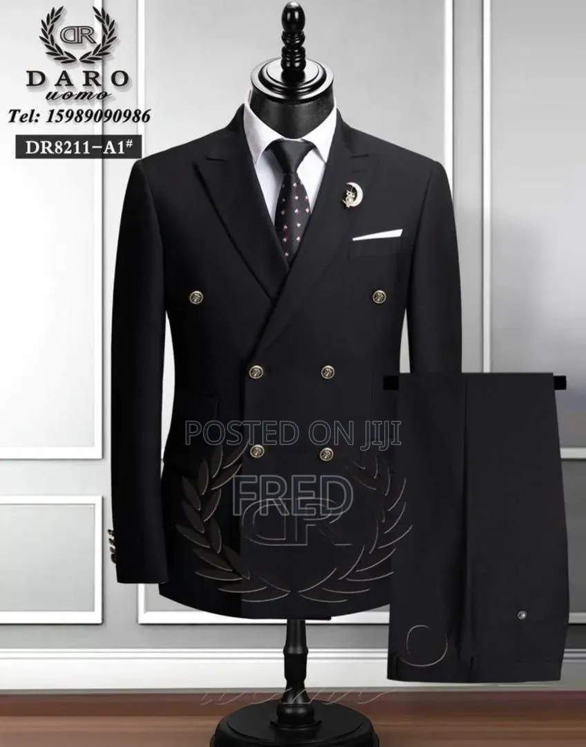 Daro Double-Breasted Suit