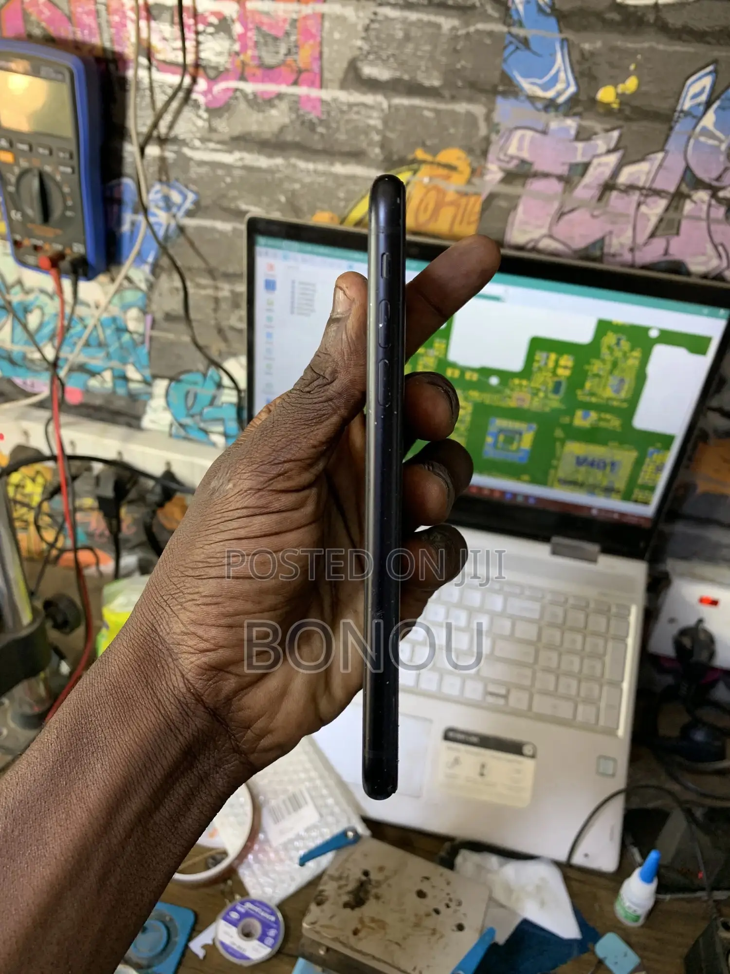 Apple XR 64 GB Black
