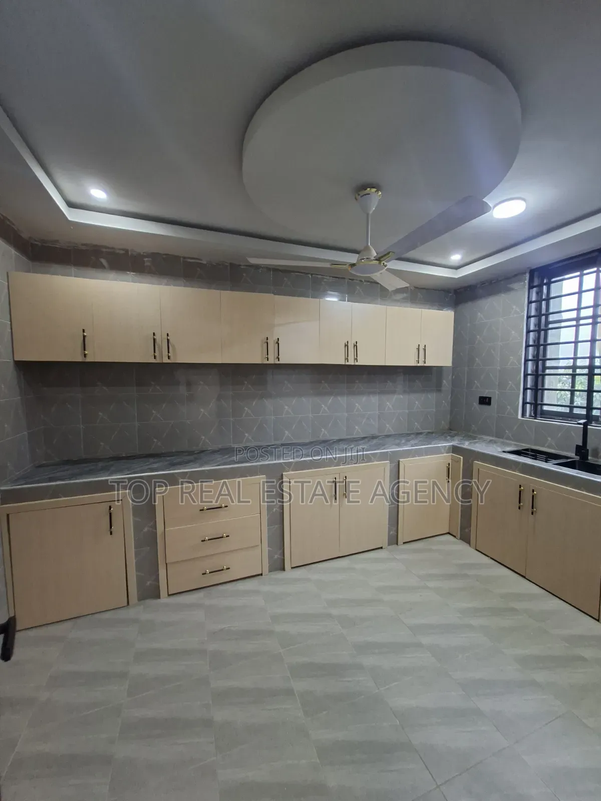 2bdrm Apartment in Ghana Flag for rent