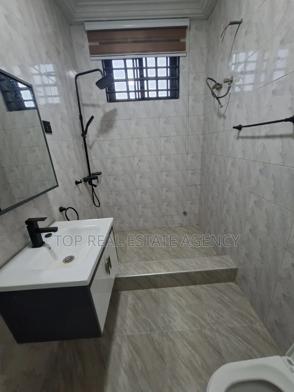 2bdrm Apartment in Ghana Flag for rent