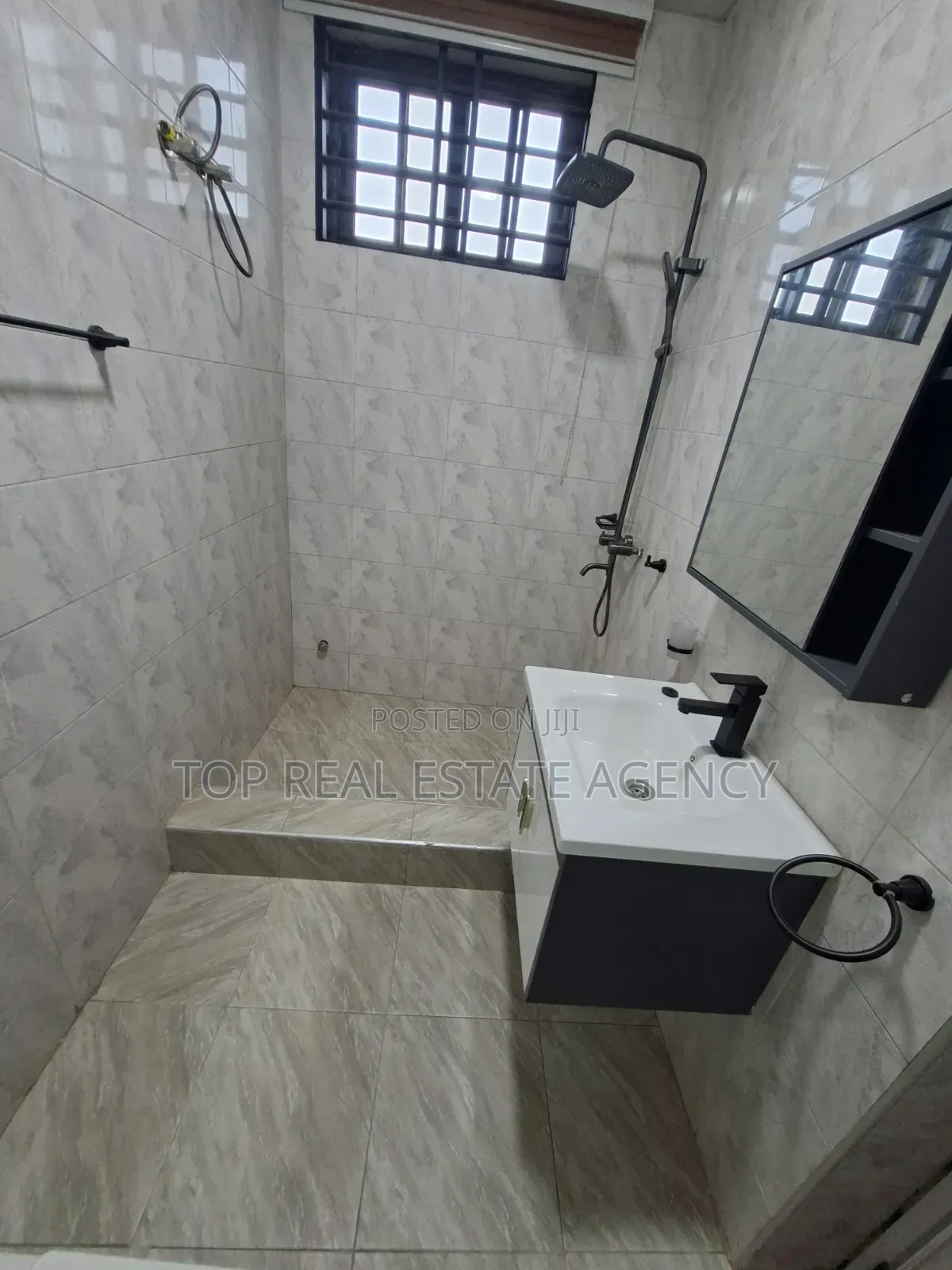 2bdrm Apartment in Ghana Flag for rent