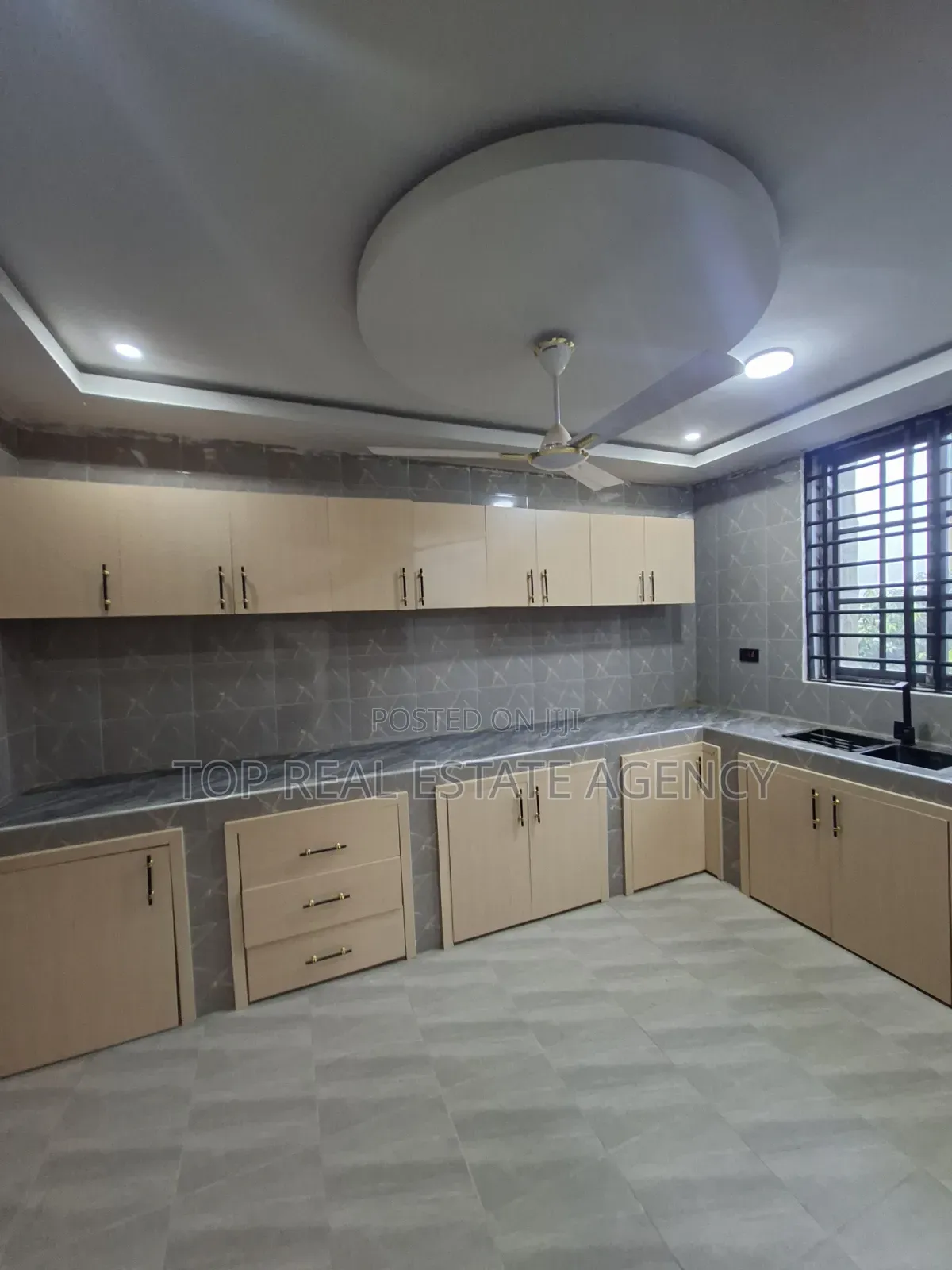 2bdrm Apartment in Ghana Flag for rent