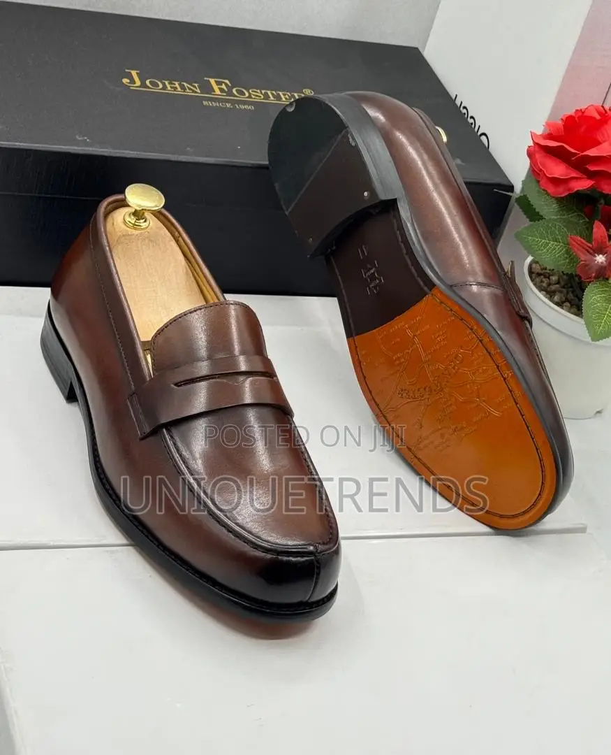 Executive John Foster Leather Loafers (Brown)