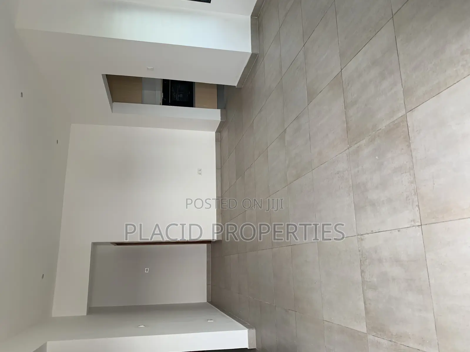 3bdrm House in Adenta ,Accra for sale