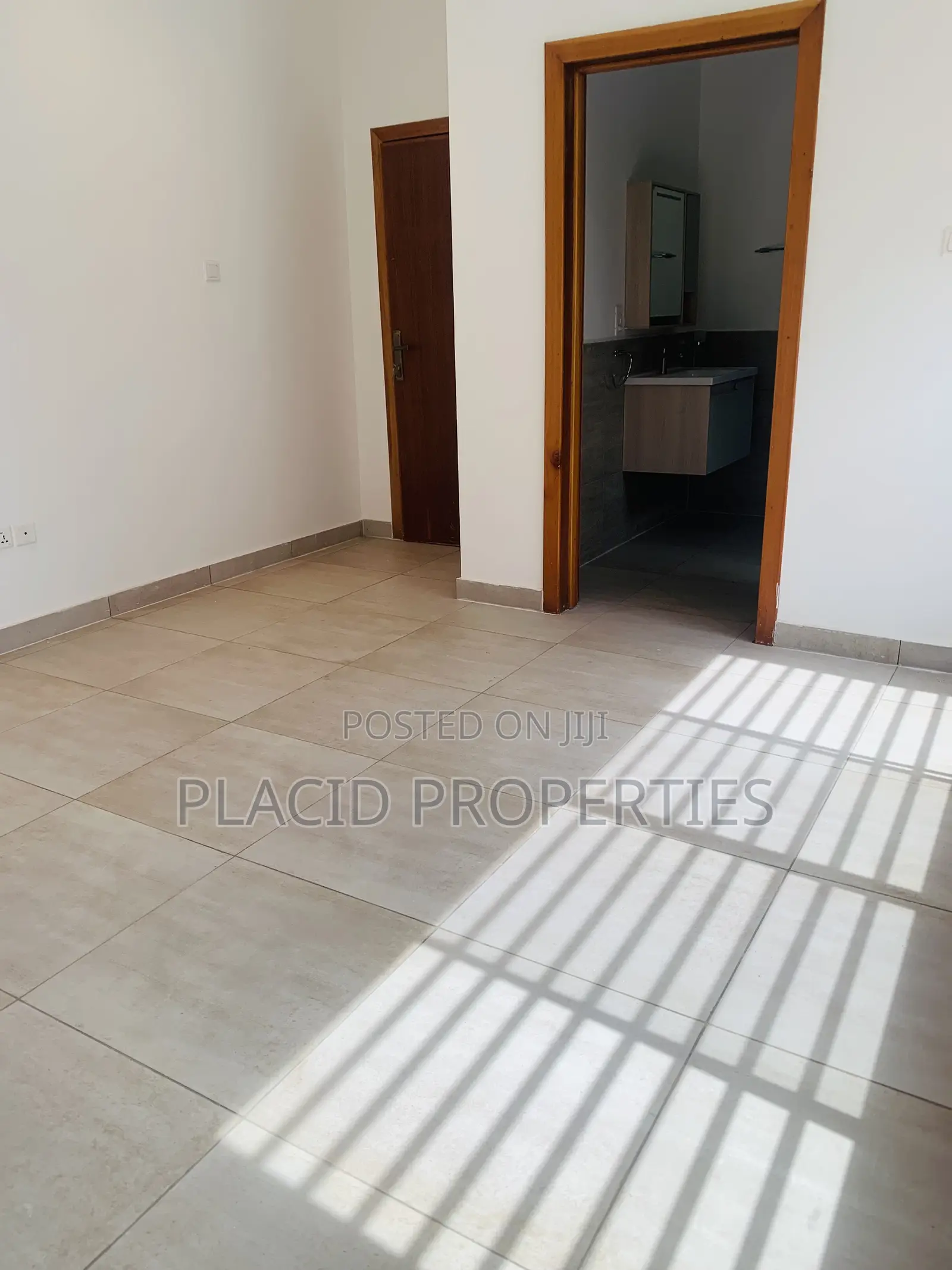 3bdrm House in Adenta ,Accra for sale