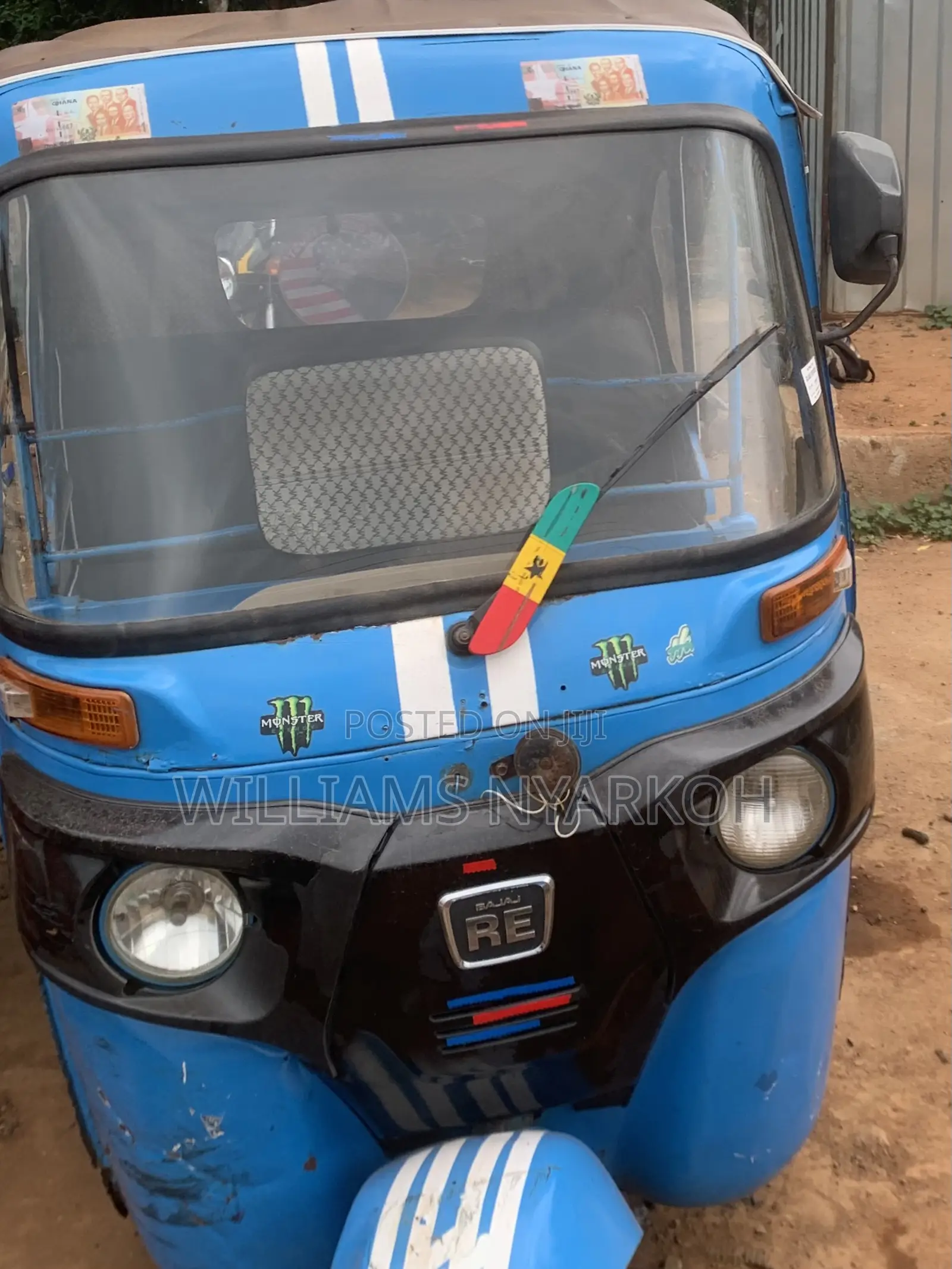 Bajaj RE 2023 Blue