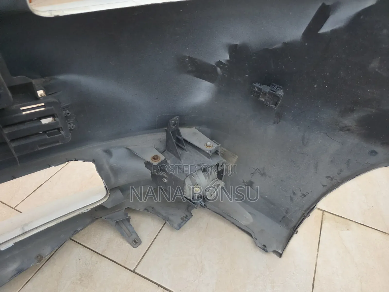 Voxy Front Bumper Complete With Fog Lights and Packing Sensors