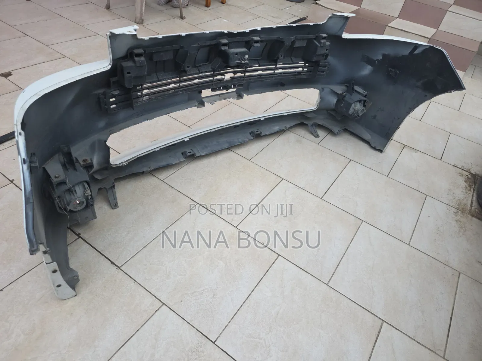 Voxy Front Bumper Complete With Fog Lights and Packing Sensors