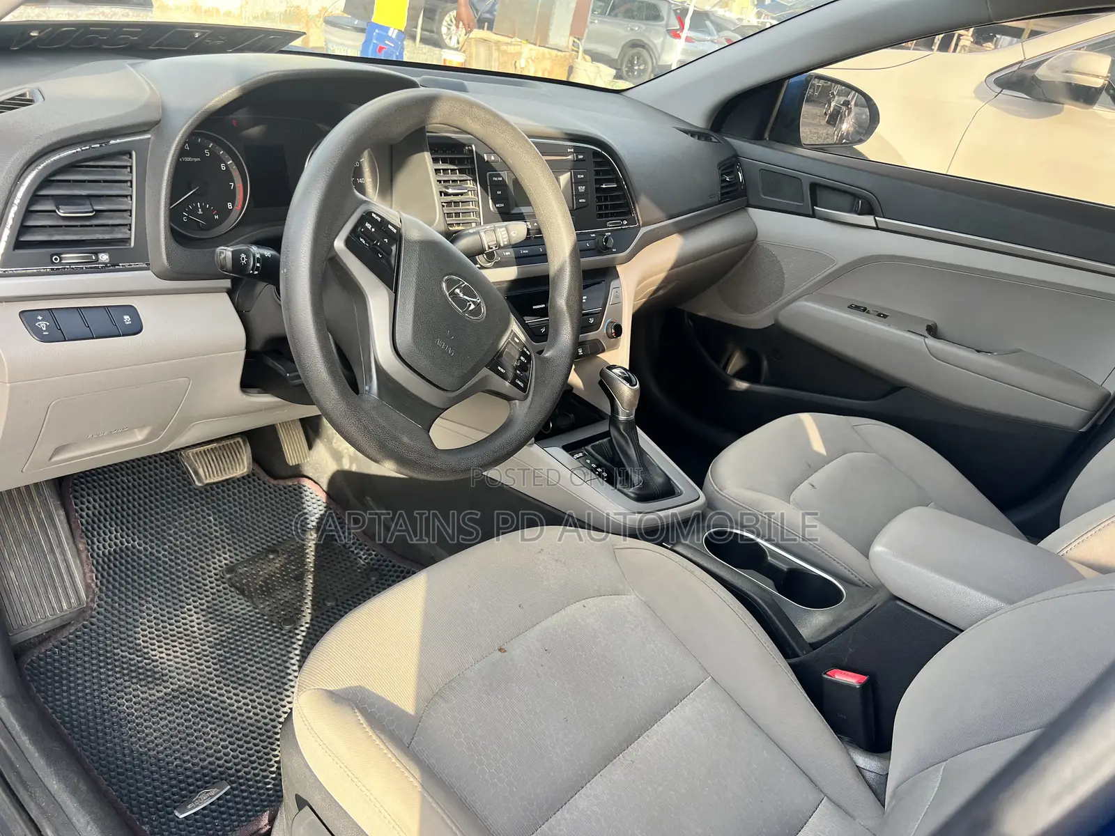 Hyundai Elantra 2017 Blue