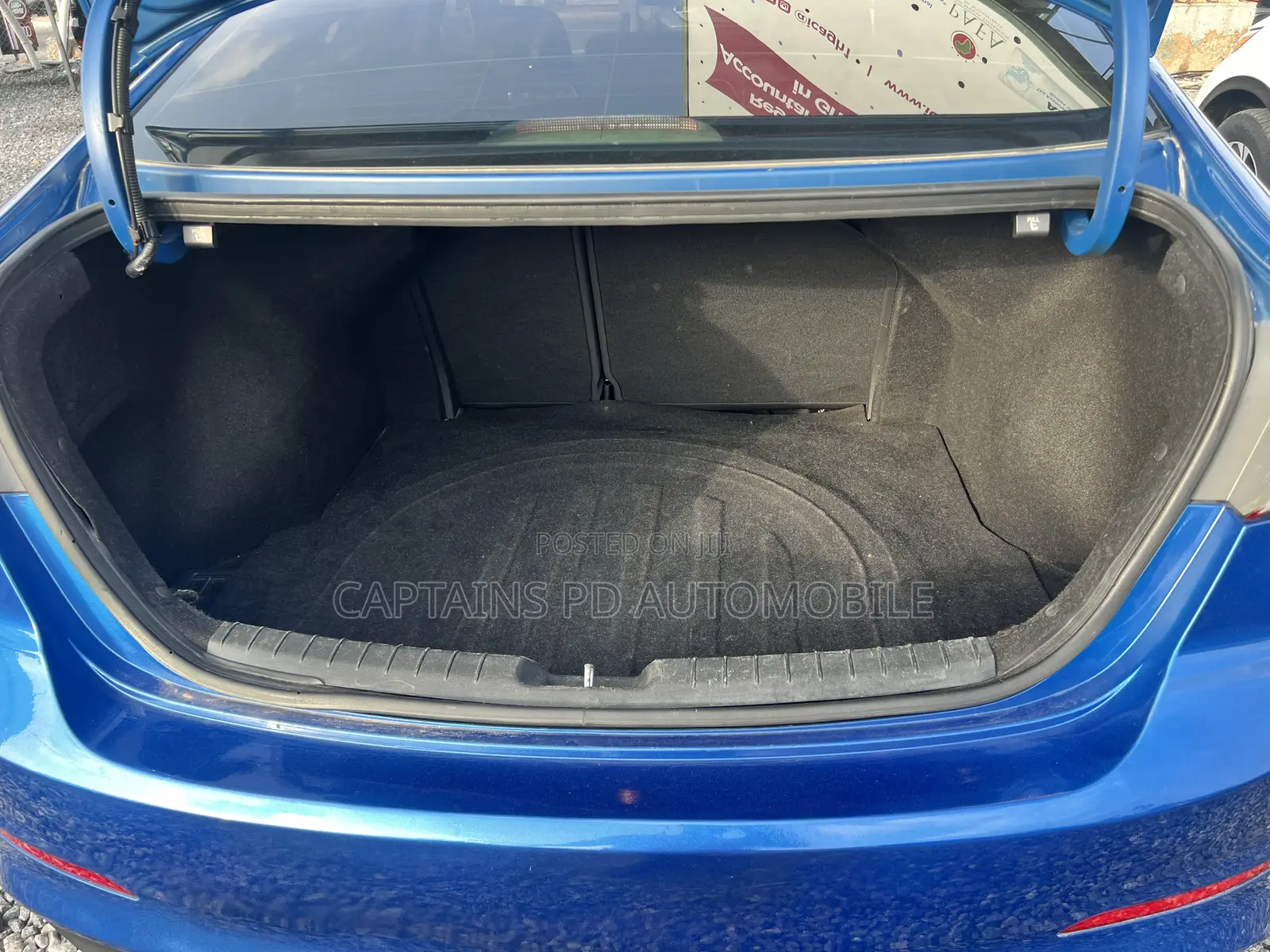 Hyundai Elantra 2017 Blue