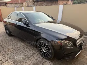 Mercedes-Benz E300 2019 Black