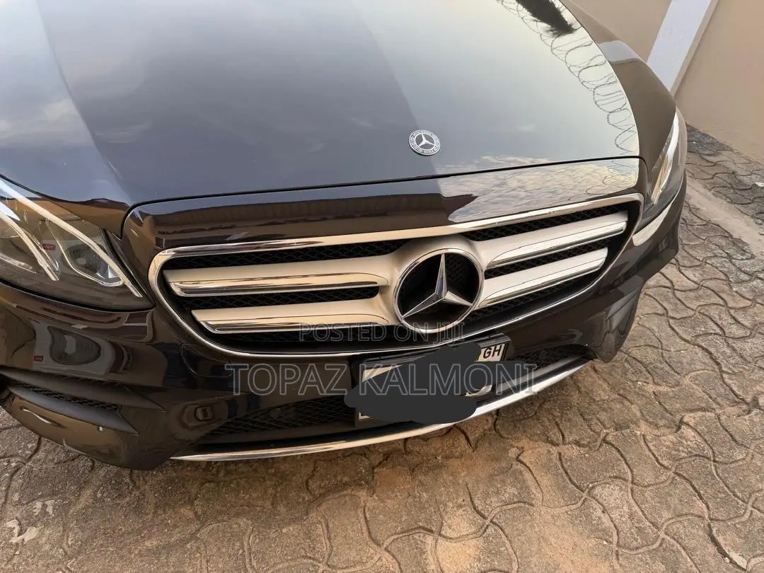 Mercedes-Benz E300 2019 Black