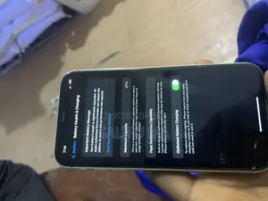 Apple iPhone 11 64 GB Green