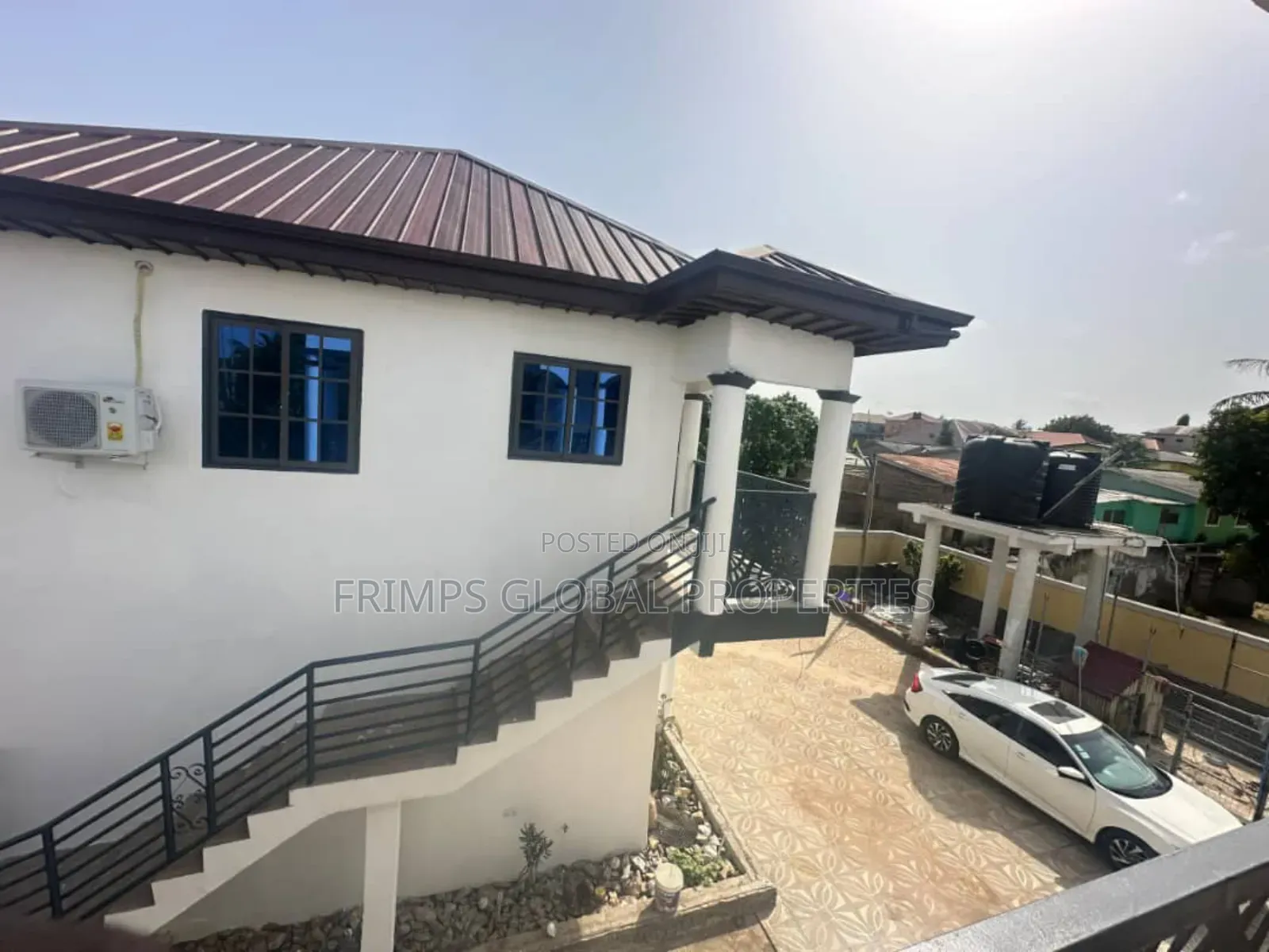 9bdrm House in Adade for sale