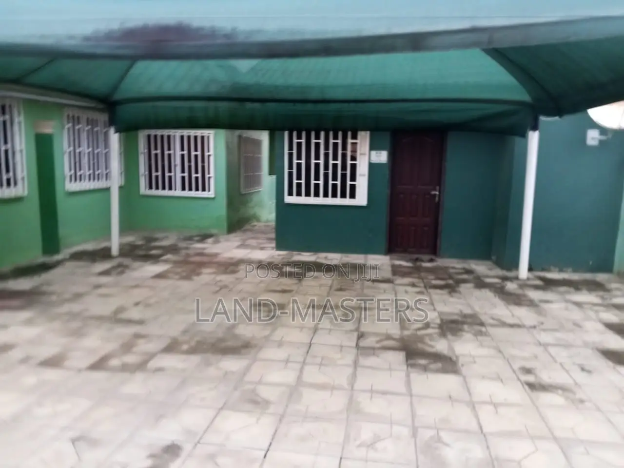 4bdrm House in Beahu-Agona Road, Takoradi for sale