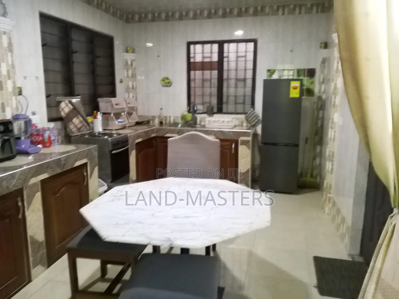 4bdrm House in Beahu-Agona Road, Takoradi for sale