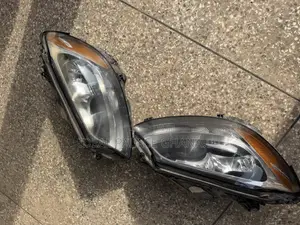 C300 ( 205 )( 2015-2018 )Orginal Home Used Headlight