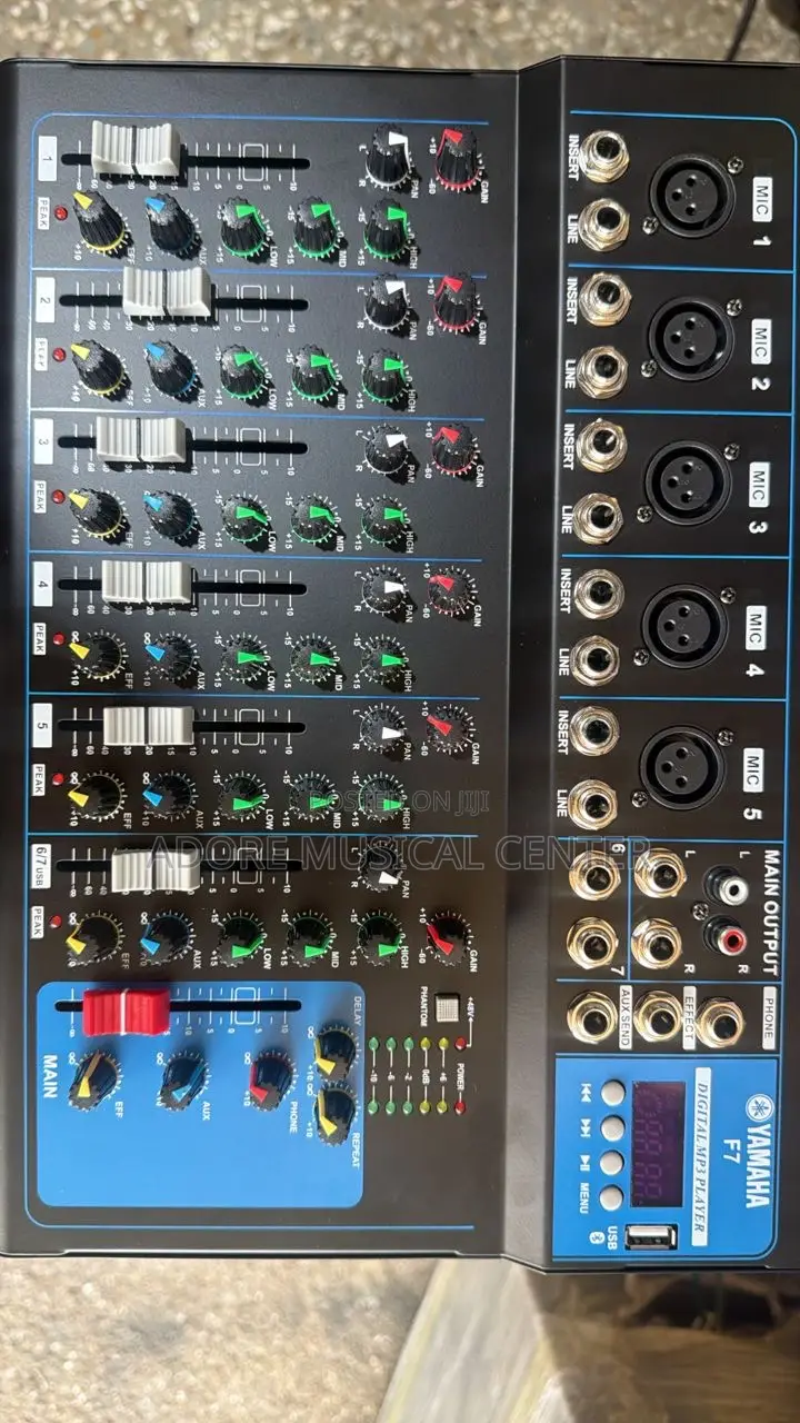 Raw Yamaha Mixer Live 7