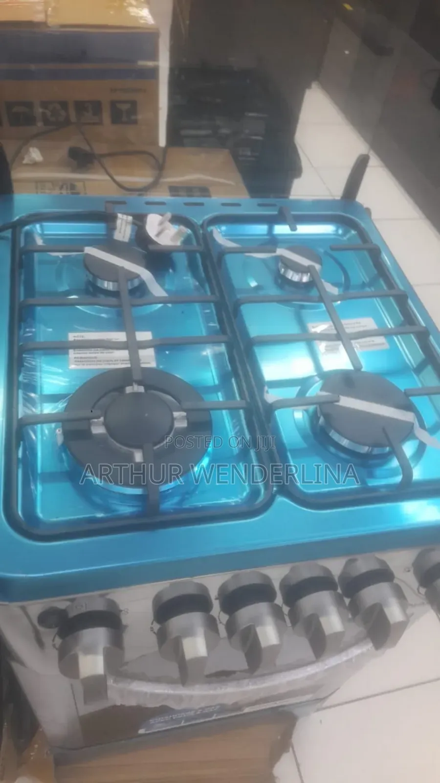Nasco 4 Bùrner Gas Stove With Oven