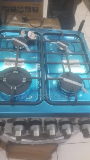 Nasco 4 Bùrner Gas Stove With Oven