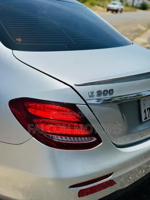 Mercedes-Benz E300 2019 Silver