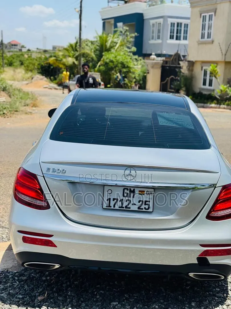 Mercedes-Benz E300 2019 Silver