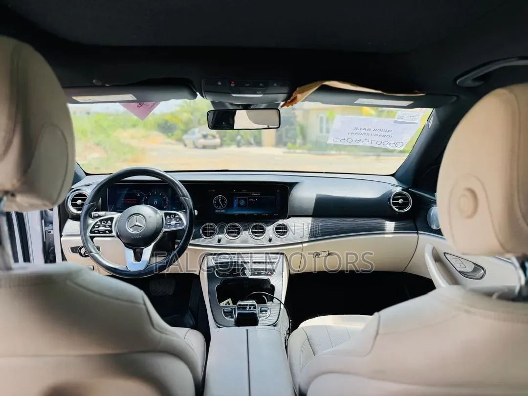 Mercedes-Benz E300 2019 Silver