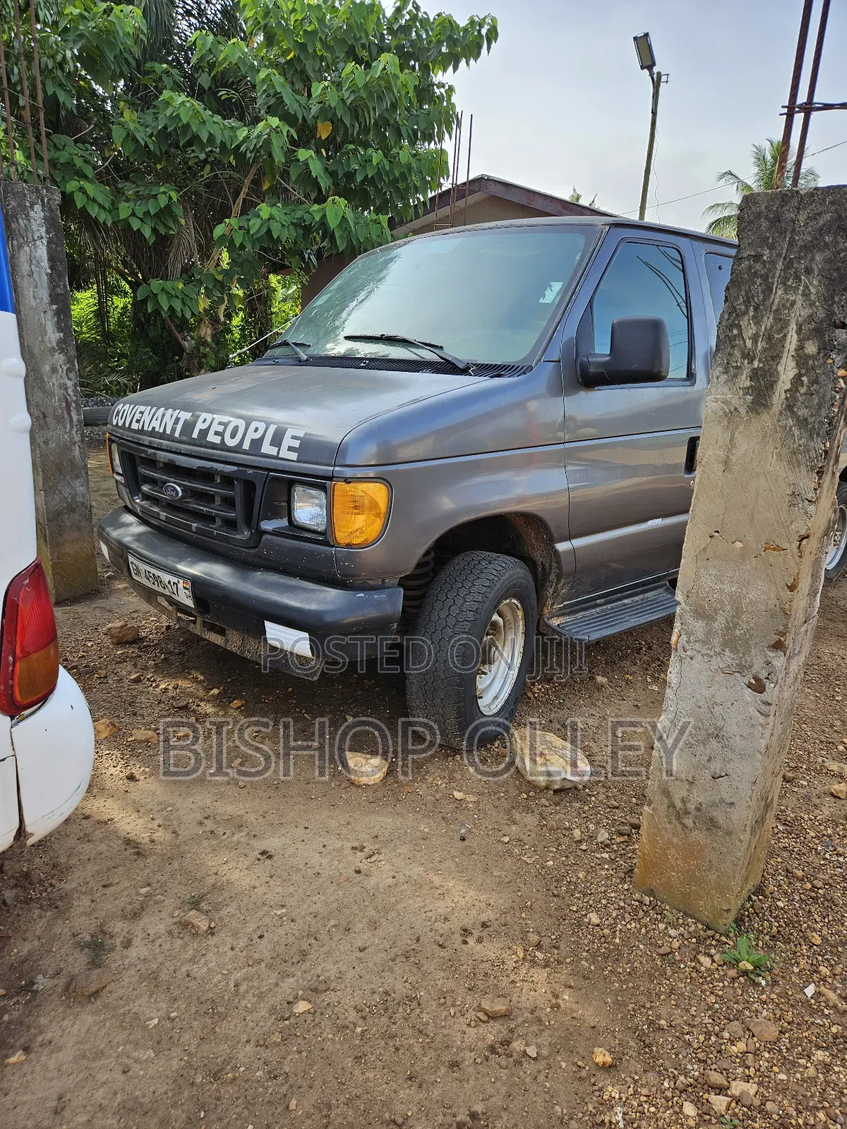 Ford E350 2007 Grey