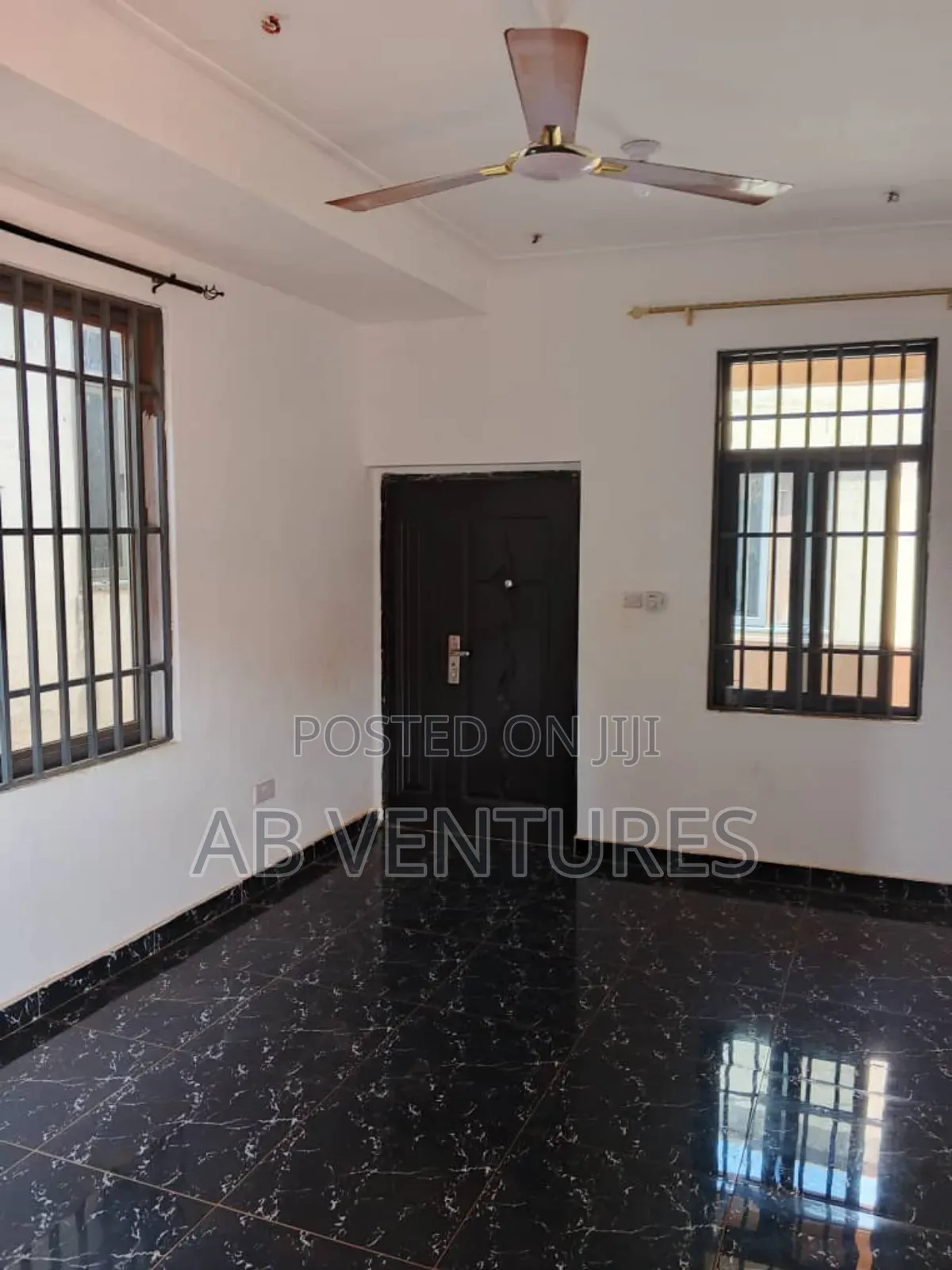 1bdrm Apartment in Oyibi Bush Canteen, Valley View Area for rent