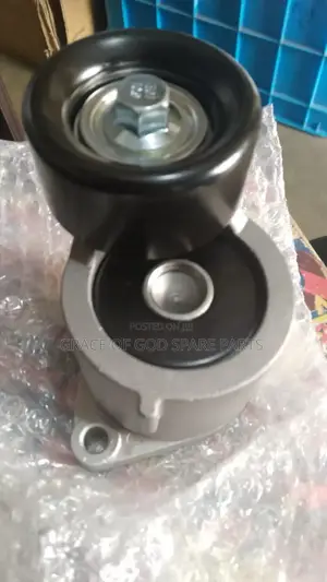 Hyundai Santafe 2018 2.0l Tensioner Belt Adjustor Original