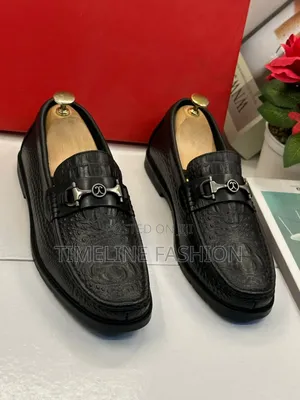 Salvatore Ferragamo Executive Men's Black Leather Loafers