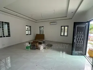 3bdrm Bungalow in Ayi Mensa, Oyarifa Mall Area for sale